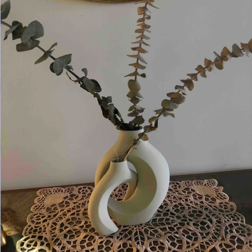 set 2 vasi abbraccio in ceramica-design romantico-LUSSO E DIMORA.